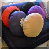 Z05. Meditation cushions. 